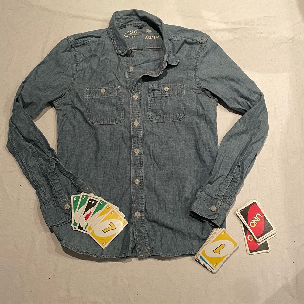 GAP chambray button up